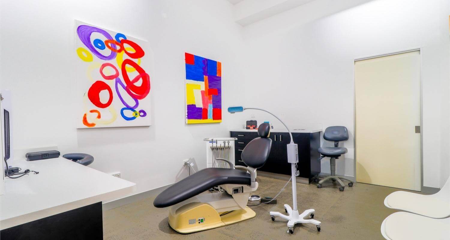 What-Is-the-Difference-Between-an-Orthodontist-Instead-of-a-Dentist-for-Orthodontic-Treatments-Image-2.jpg